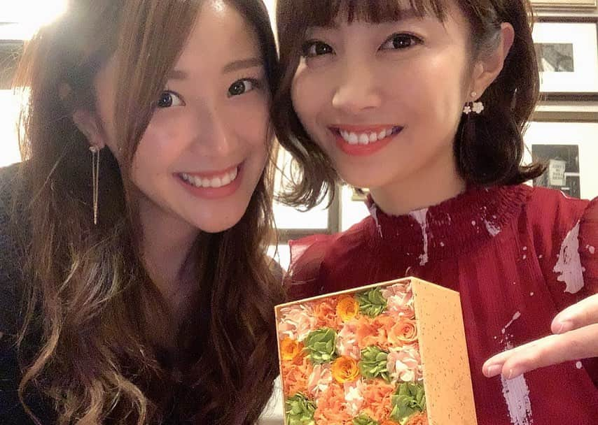 古川真奈美さんのインスタグラム写真 - (古川真奈美Instagram)「.﻿ .﻿ 昨日は、事務所の皆さまと毎年ずっとお誕生日のお祝いしてくれてる友達のかおちゃんにお誕生日当日お祝いしてもらいました🥺💕﻿ ﻿ 皆さま…めちゃくちゃ忙しい方達なのに、﻿ 集まってくれて本当にありがたかったです😭🙏🏻﻿ ﻿ 幸せです、心から感謝してます🙇🏻‍♂️﻿ ﻿ み〜んなにおめでとうって沢山いってもらえて幸せな誕生日でした🎂﻿ 沢山のメッセージも本当にありがとう☺️﻿ ﻿ ﻿ #かおちゃんと毎年過ごす誕生日  #いつもありがとう  #素敵な事務所です  #本当にずっと人とのご縁に恵まれています  #ありがたい﻿ #instagood  #instadiary ﻿ #instalike #instamood ﻿ #ow #instapic #instaphoto﻿ #girl　#follow #followme  #gravure  #japanesegirl  #selfies  #インスタグラビア」6月20日 20時12分 - mana_0619