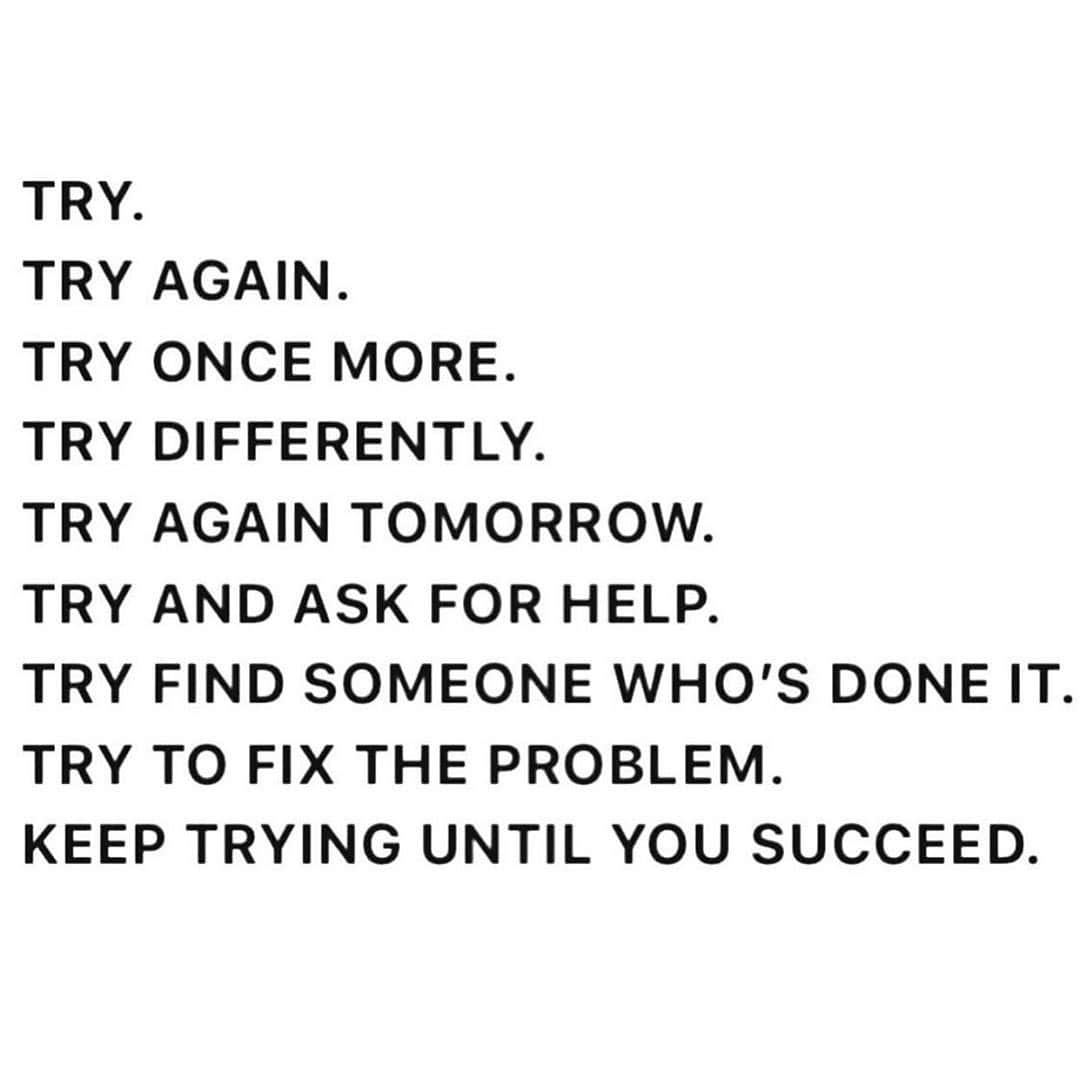 ケイラ・アイトサインズさんのインスタグラム写真 - (ケイラ・アイトサインズInstagram)「If at first you don't succeed... TRY AGAIN 👏🏼👏🏼👏🏼. Perseverance and hard work can help you achieve things you've never imagined. Whether you are working out with a group of friends or are flying solo in your health and fitness journey, with the #BBGCommunity, you are NEVER alone. ⁣ ⁣ www.kaylaitsines.com/app ⁣ @selfcare_sarah」6月20日 20時46分 - kayla_itsines