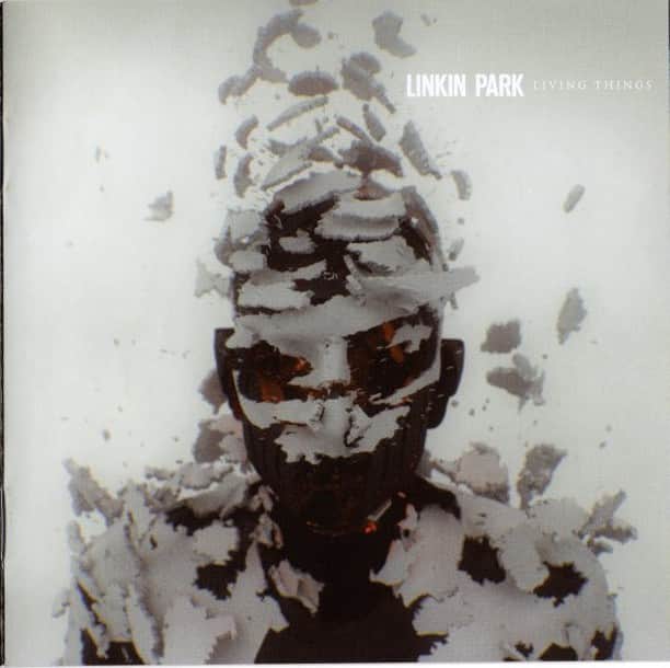 Alternative Pressさんのインスタグラム写真 - (Alternative PressInstagram)「Happy 7 year anniversary to @linkinpark’s smash hit ‘Living Things.’ Debuting at number one on the Billboard 200, the album also went Platinum and stands today as the band’s best charting record upon initial release. Other than the long list of accomplishments, Linkin Park continued to prove that rock music still belongs in the mainstream. What is your favorite set of lyrics from this album?﻿ .﻿ .﻿ .﻿ #linkinpark #livingthings #albumanniversary #alternativepress #altpress」6月20日 21時00分 - altpress