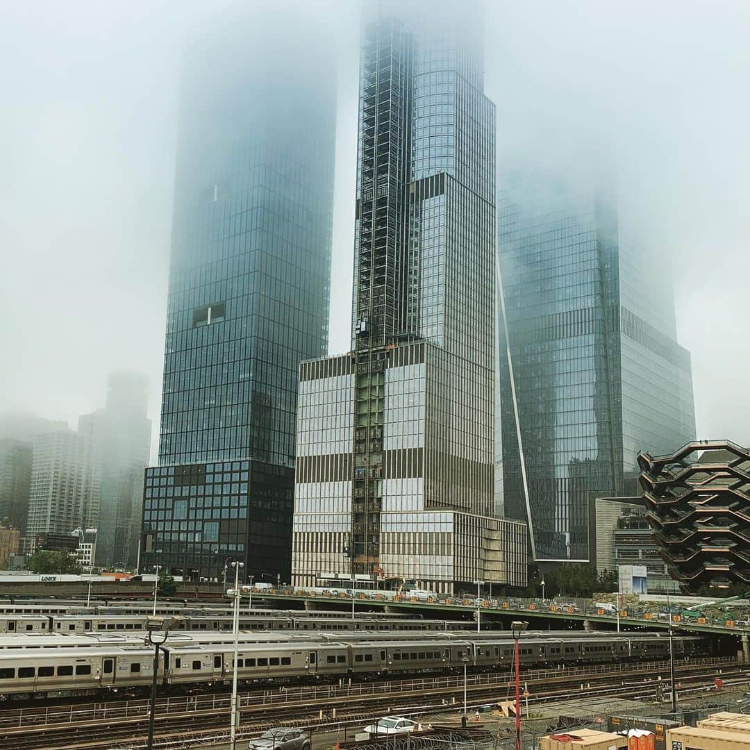 スティーヴン・フライのインスタグラム：「The cloud-capp'd towers, the gorgeous palaces,  The solemn temples, the great globe itself,  Ye all which it inherit, shall dissolve…」