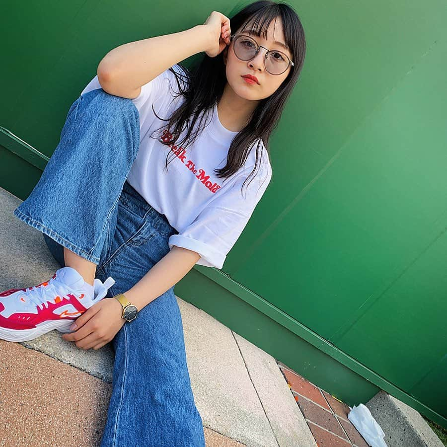 山本彩加さんのインスタグラム写真 - (山本彩加Instagram)「おNEWのスニーカー🖤❤️ ・ ・ ほんまにラブい❤︎ 形も色も可愛いくてお気に入り❤︎ ・ #スニーカー #スニーカー女子 #ダッドスニーカー #ダッドシューズ #NIKE #nikem2ktekno #サングラス #tresjewelry」6月20日 21時29分 - ayaka48_yanyan