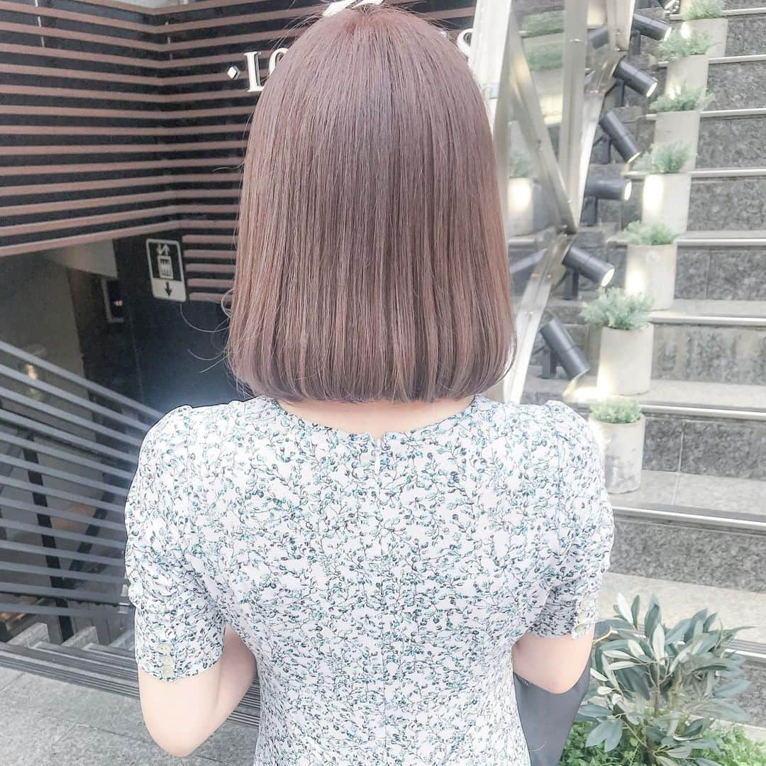 佃加菜さんのインスタグラム写真 - (佃加菜Instagram)「lavender beige♡ 明るいカラーを繰り返した後に ラベンダーを入れると 透き通るような透明感が出て、とっても可愛いカラーになります♡ . 明るくなりやすい方にオススメ♡ . #shima_daikanyama #cosmekitchen #sweet #ar #natural」6月20日 21時48分 - tsukuda_kana