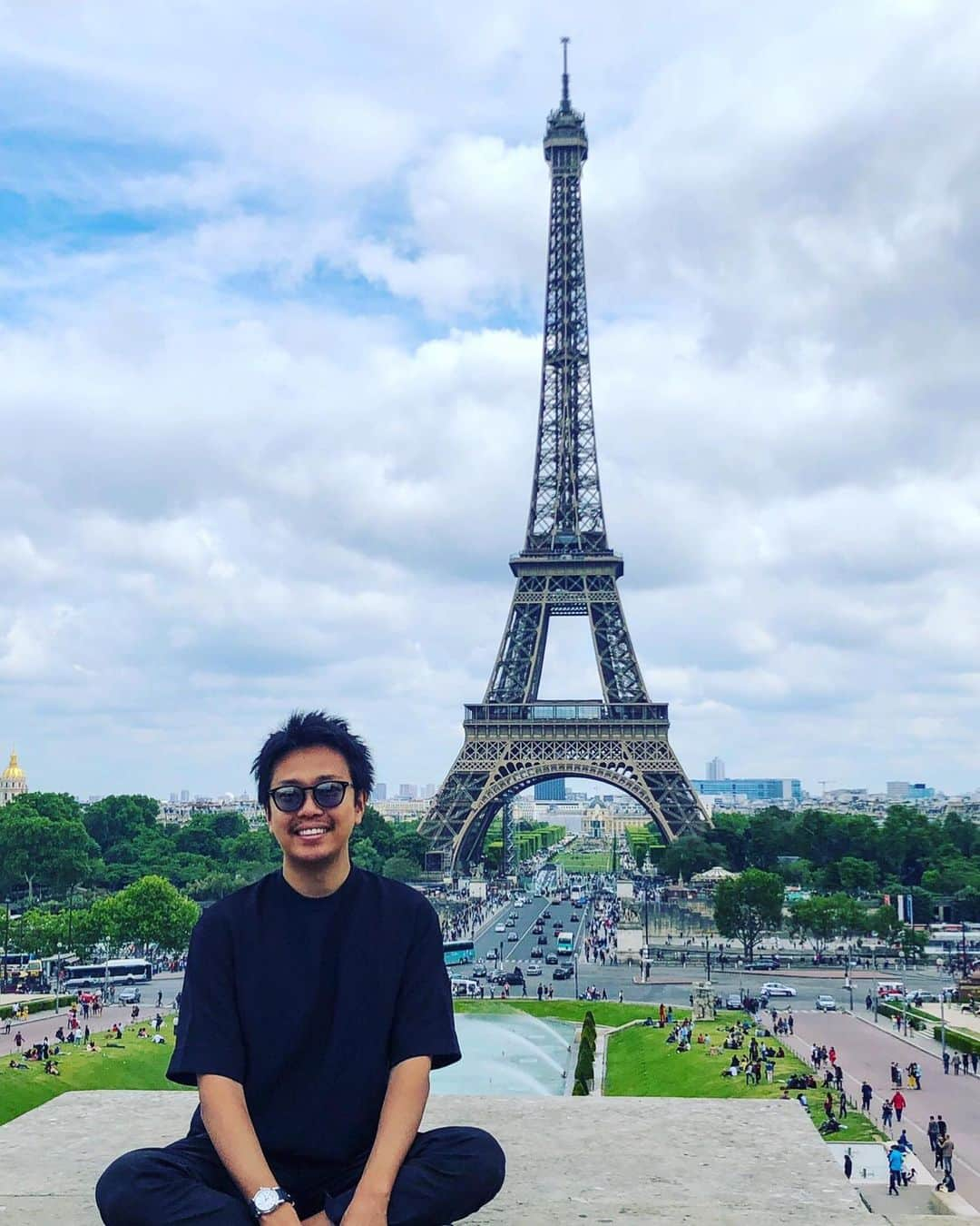 角森脩平さんのインスタグラム写真 - (角森脩平Instagram)「. 2年ぶりのParis🇫🇷へ 新たな閃きを得る為に世界の刺激を受け感性を磨く✨ . . . #KADOMORI#小顔矯正#ハリネズミ美容鍼#美容鍼#カドモリ#整顔矯正#鍼灸師#シンクロウェーブ#synchrowave#シンクロ矯正#造顔テクニック#マシュマロ美乳鍼 #日本の技術を世界へ#世界のKADOMORI#角森脩平」6月20日 21時58分 - kadomori570731