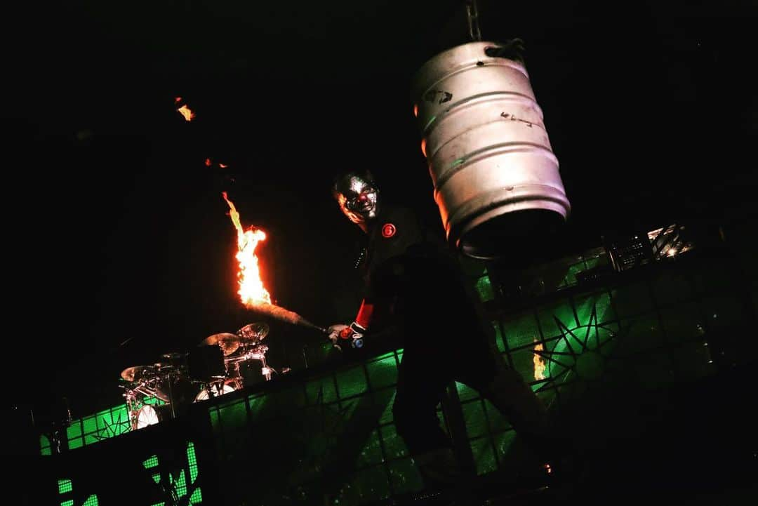 Slipknotさんのインスタグラム写真 - (SlipknotInstagram)「Hannover, DE 🇩🇪 | #WeAreNotYourKind」6月20日 22時13分 - slipknot