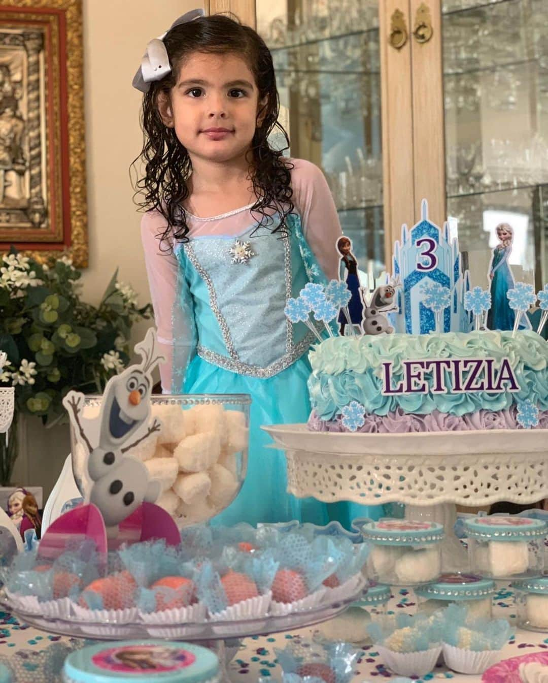 ラファエル・ロモさんのインスタグラム写真 - (ラファエル・ロモInstagram)「Mi princesa esta de cumpleaños #LetiziaRomoMouessati #3Añitos Extrañándote espero pronto poder verte  #happybirthday #RafaRoMo1」6月21日 8時38分 - rafaromo1