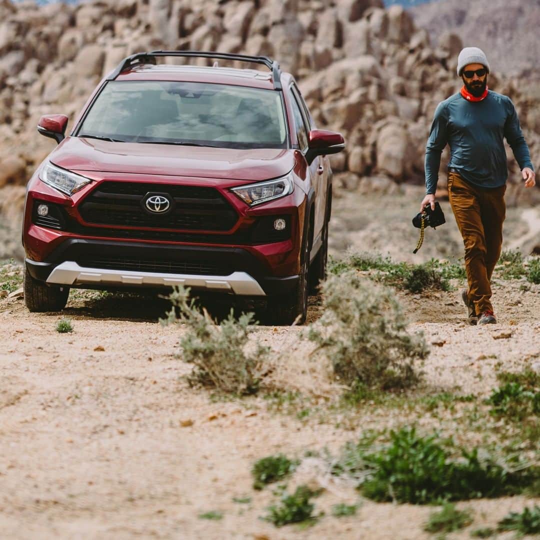 toyotausaさんのインスタグラム写真 - (toyotausaInstagram)「It’s time to maximize your adventures for an experience you’ll never forget. The 2019 #RAV4 Adventure. #LetsGoPlaces」6月21日 8時40分 - toyotausa