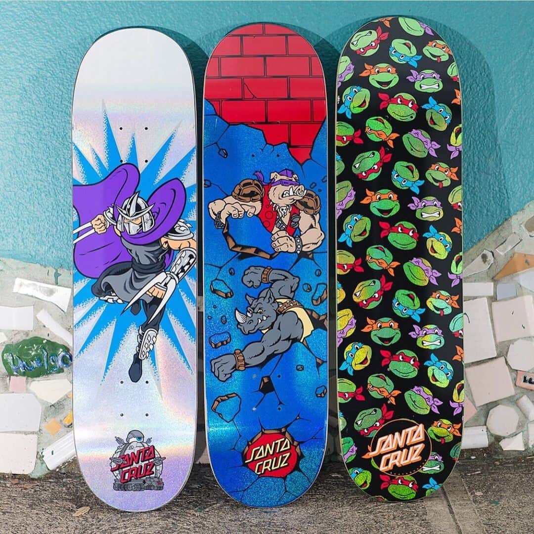 The Berricsさんのインスタグラム写真 - (The BerricsInstagram)「😍🐢Aww man here we go again! @tmnt x @santacruzskateboards are now in stock! All new graphics and shapes! Buy your new ride in the @berricscanteen! 🛒 🔗LINK IN BIO🔗」6月21日 8時47分 - berrics