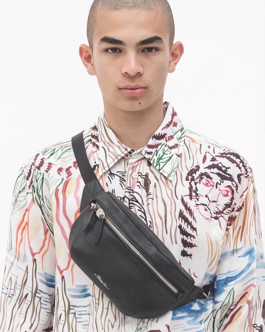 のインスタグラム：「The Slim Bum Bag – convertible and versatile. Shop now from 31philliplim.com.」