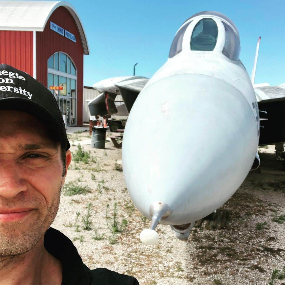 シーマス・デヴァーさんのインスタグラム写真 - (シーマス・デヴァーInstagram)「Such a cool museum. Got nose to nose with a plane that I used to stare at for hours as a kid.」6月21日 9時17分 - seamuspatrickdever