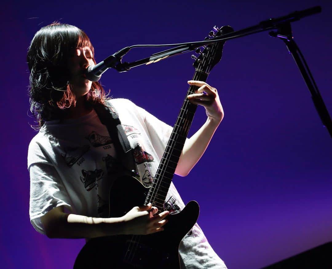 のインスタグラム：「#FM802 #30PARTY RADIO MAGIC🔮  FM802開局30周年記念イベント #レディオマジック🎤 #SHISHAMO が後半戦、彩りを加えてくれます💞  この日のライブ音源は各番組と、6月23日(日)19時からの特別番組でオンエア予定📻」