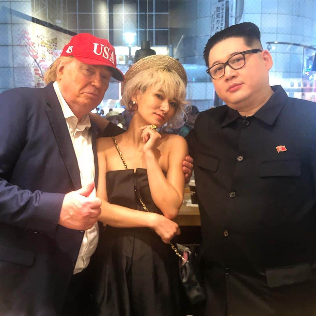 のインスタグラム：「渋谷で三者会談してきた #トランプ #金正恩 #渋谷」