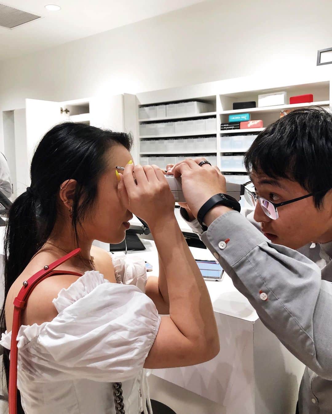 JINSさんのインスタグラム写真 - (JINSInstagram)「Great News, New Yorkers! If you purchase any pair online, pickup your new glasses at our MoMA Design Store SoHo pop-up and get a free fitting onsite! Now through August 4th!  For more details of the pop-up, visit www.jins.com/us/store-ny-jins-moma  #JINSeyewear #NYC #NewYork」6月21日 1時42分 - jins.usa