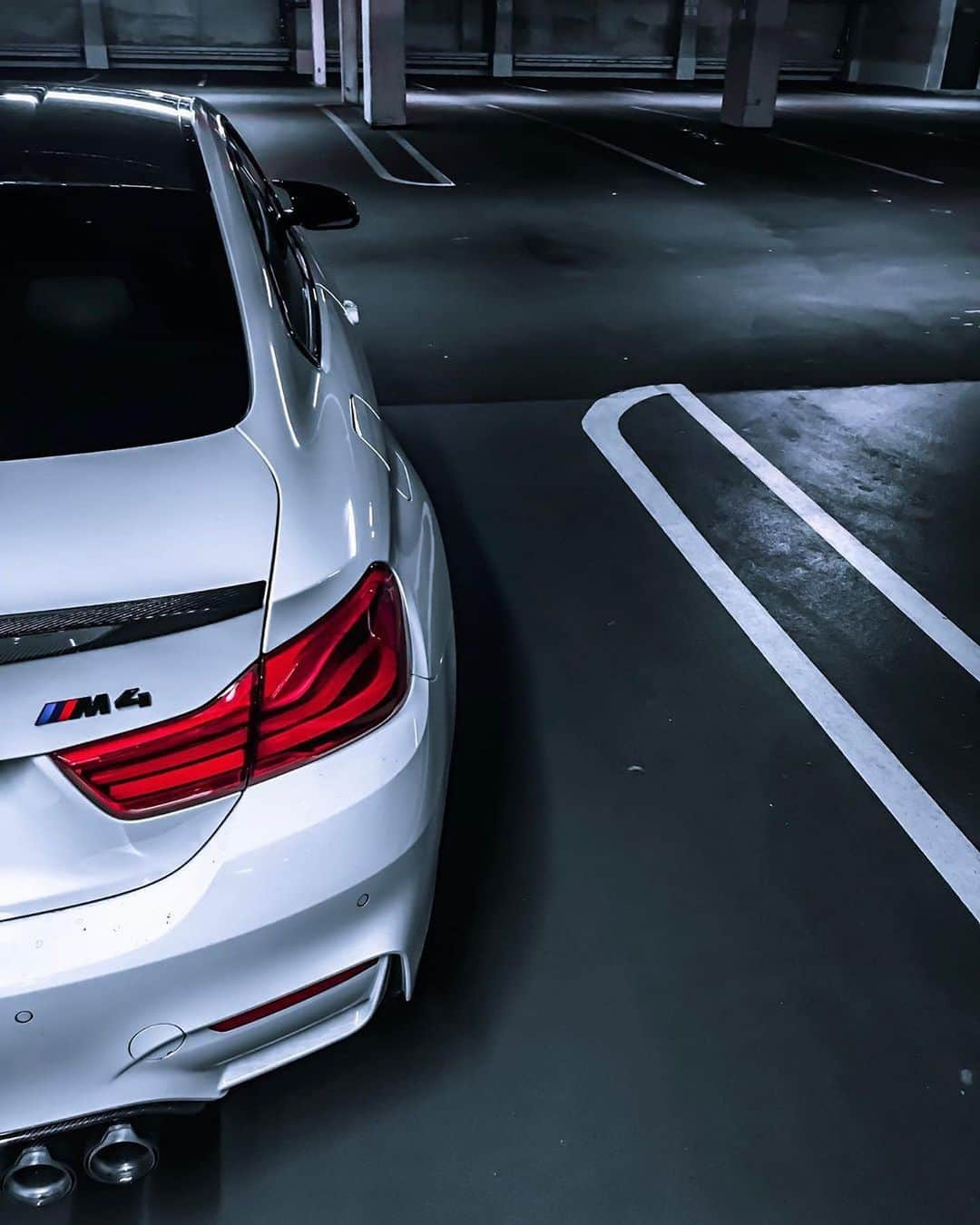 BMWさんのインスタグラム写真 - (BMWInstagram)「Performance is more than a badge. The BMW M4 Coupé.  #BMWrepost @mazo_m4hp4 #BMW #BMWM4 #BMWM __ BMW M4 Coupé: Fuel consumption in l/100 km (combined): 10.0 - 9.9 (9.3). CO2 emissions in g/km (combined): 227 - 225 (213 - 211). The figures in brackets refer to the vehicle with seven-speed M double-clutch transmission with Drivelogic. The values of fuel consumptions, CO2 emissions and energy consumptions shown were determined according to the European Regulation (EC) 715/2007 in the version applicable at the time of type approval. The figures refer to a vehicle with basic configuration in Germany and the range shown considers optional equipment and the different size of wheels and tires available on the selected model. The values of the vehicles are already based on the new WLTP regulation and are translated back into NEDC-equivalent values in order to ensure the comparison between the vehicles. [With respect to these vehicles, for vehicle related taxes or other duties based (at least inter alia) on CO2-emissions the CO2 values may differ to the values stated here.] The CO2 efficiency specifications are determined according to Directive 1999/94/EC and the European Regulation in its current version applicable. The values shown are based on the fuel consumption, CO2 values and energy consumptions according to the NEDC cycle for the classification. For further information about the official fuel consumption and the specific CO2 emission of new passenger cars can be taken out of the „handbook of fuel consumption, the CO2 emission and power consumption of new passenger cars“, which is available at all selling points and at https://www.dat.de/angebote/verlagsprodukte/leitfaden-kraftstoffverbrauch.html."」6月21日 2時45分 - bmw