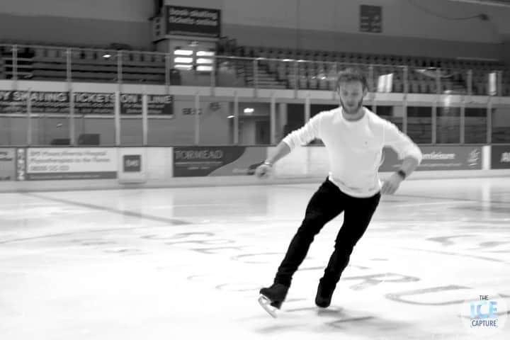 Phil Harrisのインスタグラム：「#Throwback to some fun filming with @theicecapture in Guildford a few weeks back 🎥⛸🙌🏼👌🏼 @guildford_spectrum . . . @britishiceskating @gifsc.skating @isufigureskating @theskatinglesson @oniceperspectives @internationalschoolofskating @inspiringskaters @dancingonice #tbt #thursday #throwbackthursday #figureskater #figureskating #iceskater #iceskating #skating #icedance #dancingonice #art #choreography #choreographer #performance #dancing #footwork #passion #love #life #steps #hardwork #life #jacksonfamily #matrixblades #ambassador #champion #discover」