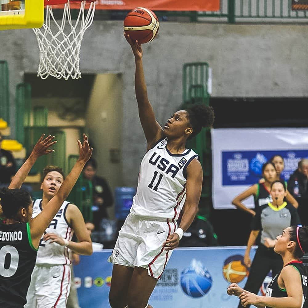 USA Basketballさんのインスタグラム写真 - (USA BasketballInstagram)「A 75-point average margin of victory for the USA U16 Women through three games in Chile 🙌🏼」6月21日 3時14分 - usabasketball