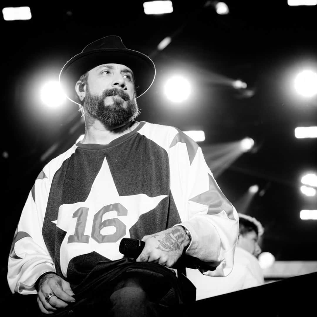 A.J.さんのインスタグラム写真 - (A.J.Instagram)「The #DNAWorldTour is in Germany tonight! Prepare your schnitzel… Lol」6月21日 3時22分 - aj_mclean