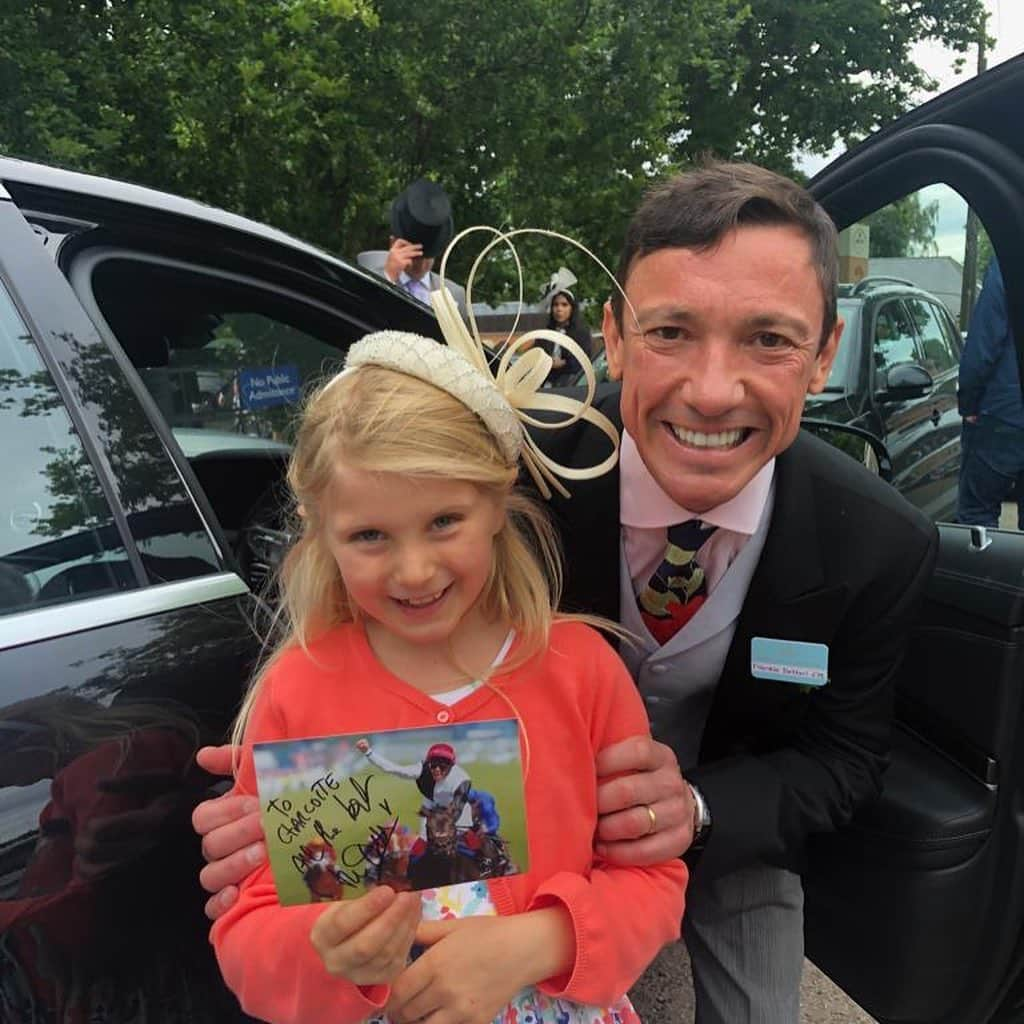 ジャスティン・ローズさんのインスタグラム写真 - (ジャスティン・ローズInstagram)「Had a wonderful day at Ascot! But not quite as good a day as this guy!! Congrats @frankiedettori_  and thank you for being so nice to Lottie!」6月21日 3時25分 - justinprose99