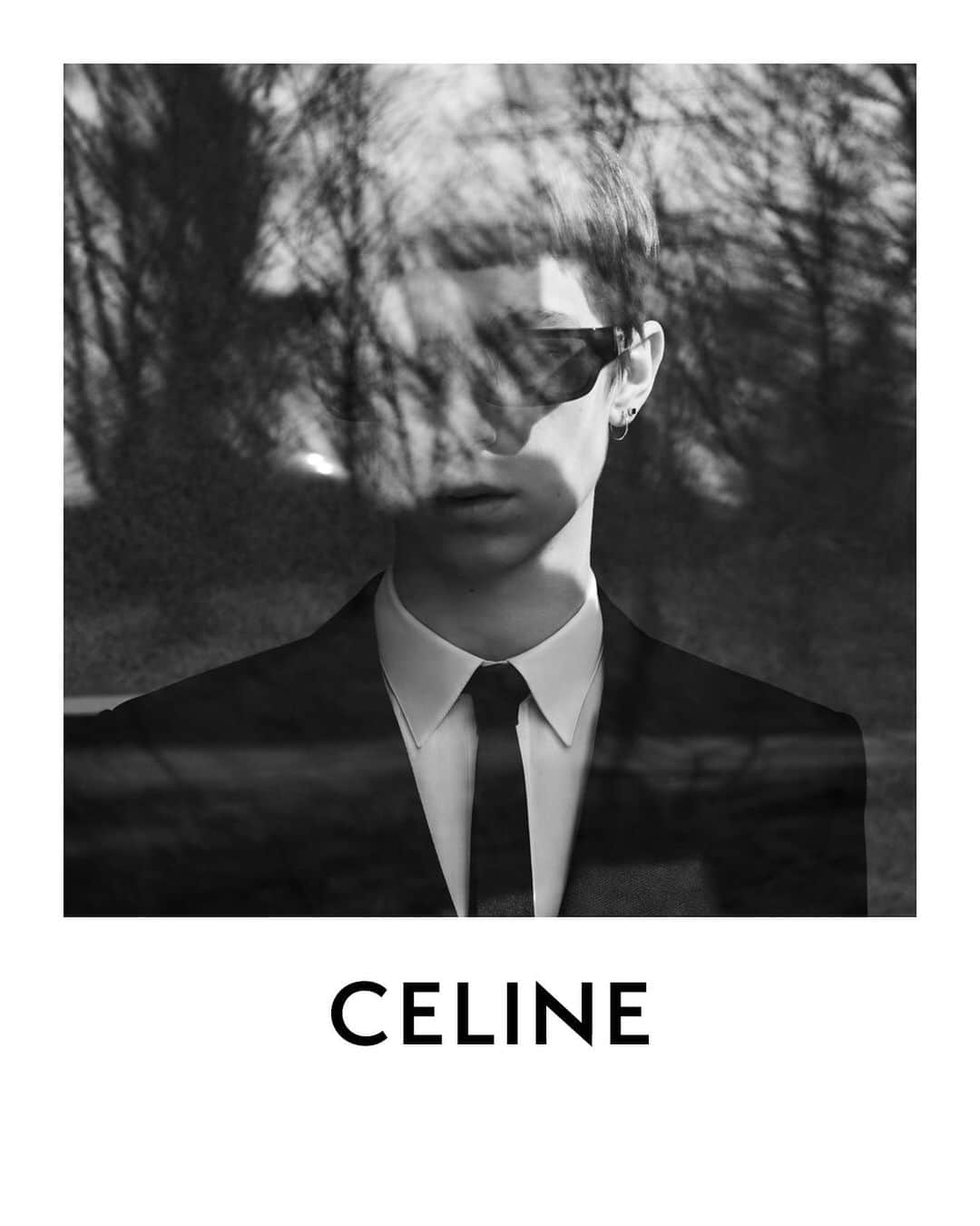 Celineさんのインスタグラム写真 - (CelineInstagram)「CELINE MEN WINTER 19  TOBIAS PHOTOGRAPHED IN BERLIN IN MARCH 2019 ⠀⠀⠀⠀⠀⠀ #CELINEBERLIN  #CELINEBYHEDISLIMANE」6月21日 3時33分 - celine