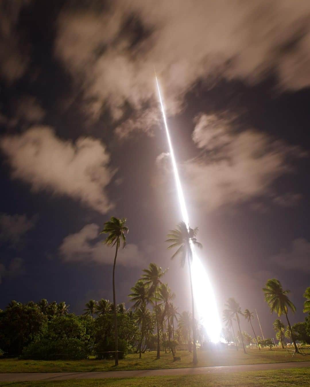 NASAさんのインスタグラム写真 - (NASAInstagram)「The Too-WINDY mission lit up the skies over the Marshall Islands on the morning of June 19 🚀🎆 The mission’s two NASA Black Brant IX sounding rockets launched five minutes apart to study disturbances in Earth’s upper atmosphere that can interfere with communications and navigation.  The first rocket was launched at 7:28 a.m. EDT and flew to an altitude of 232 miles. The second rocket launched at 7:33 a.m. EDT and flew to 256 miles altitude. The vapor trails from the first rocket — used to help scientists track the winds and energetic particles motion in the upper atmosphere — were observed by the cameras on the @nasa_langley aircraft supporting the mission. Good data was received on the instrumented second rocket.  Read more from @nasawallops: https://go.nasa.gov/2HJw4Fr #space #science #rocket」6月21日 3時50分 - nasagoddard