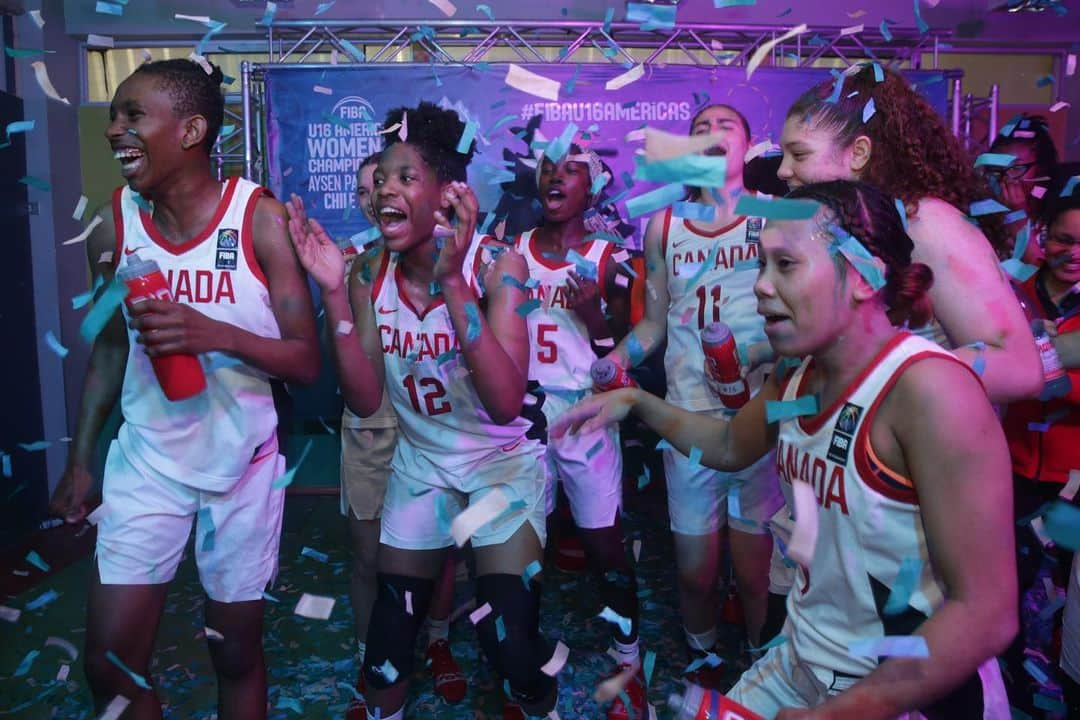 FIBAさんのインスタグラム写真 - (FIBAInstagram)「@canadabasketball 🇨🇦 is the first team to qualify to the #FIBAU17 from the Women’s #FIBAU16Americas! 🎉」6月21日 4時07分 - fiba