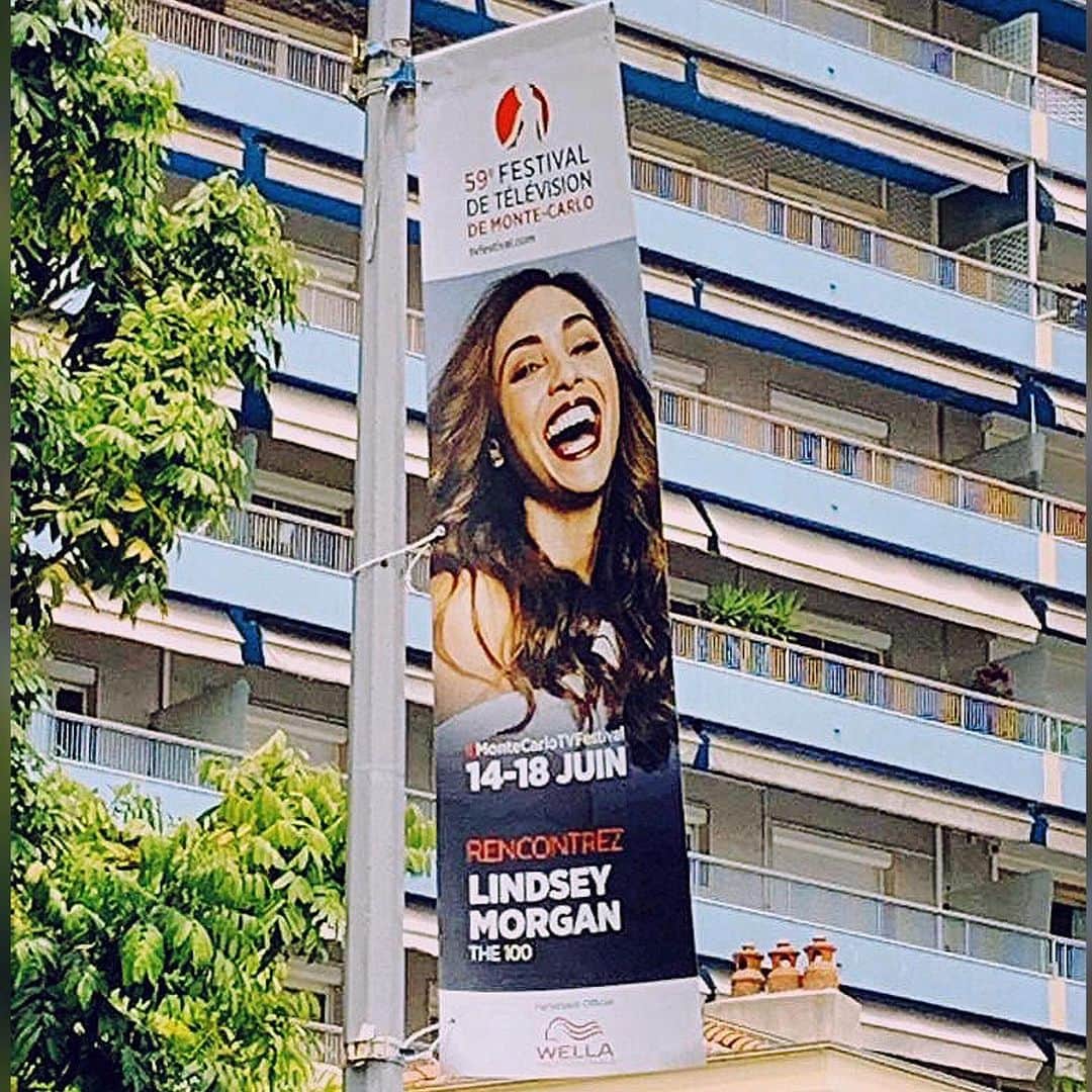 リンジー・モーガンのインスタグラム：「Spotted: a very happy potato head ✨🥔☺️」