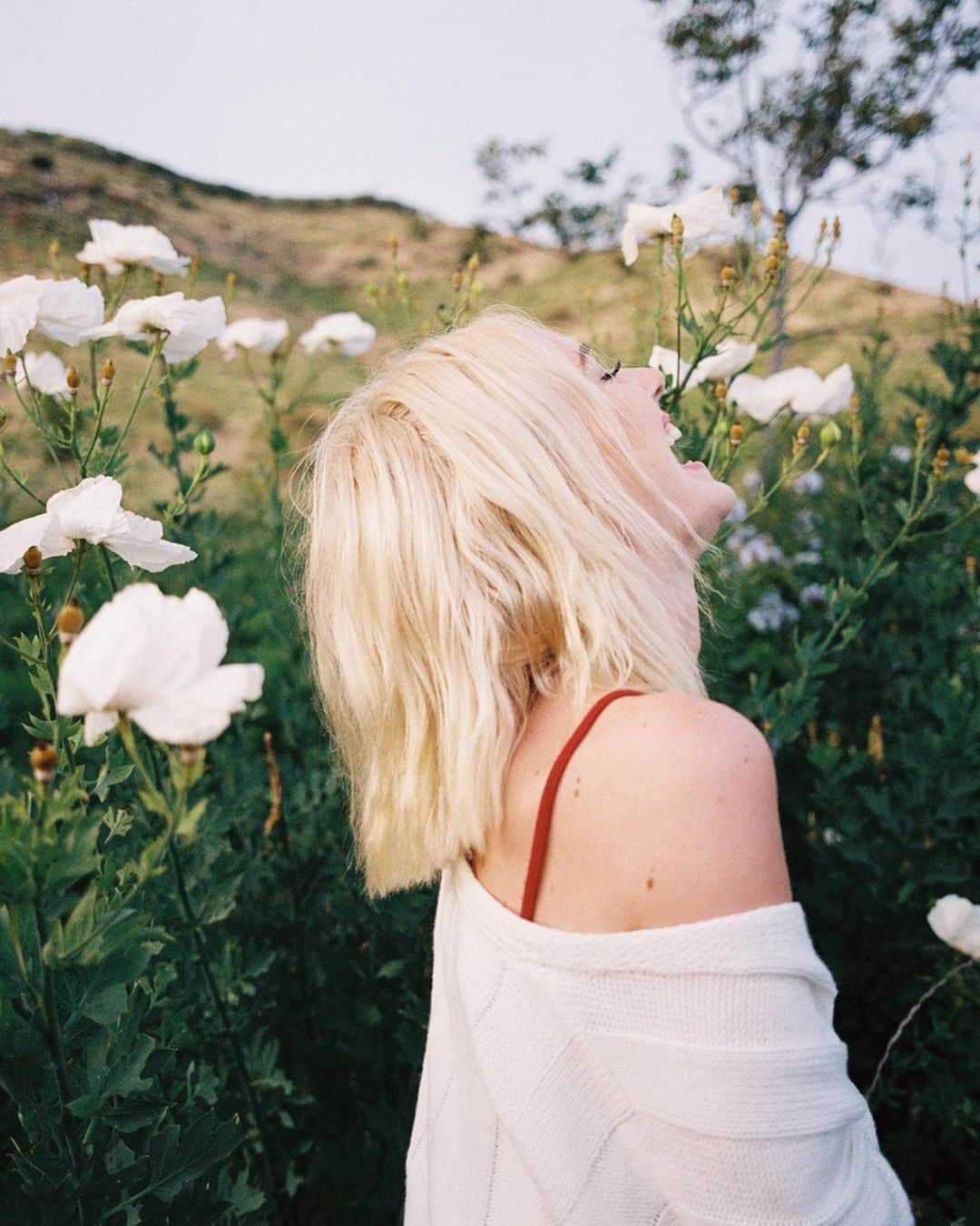 Bryant Eslavaさんのインスタグラム写真 - (Bryant EslavaInstagram)「it’s @kennedyclairewalsh last day in LA- here are some photos i took of her during her trip / • slide 👈 to see more •」6月21日 5時44分 - bryant