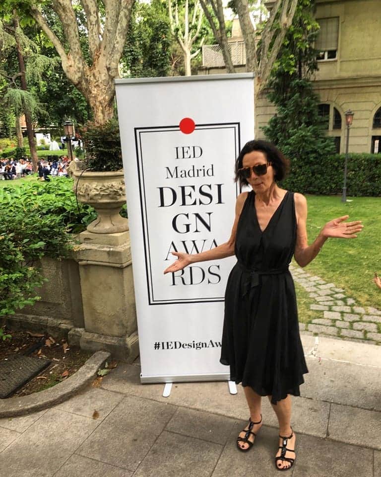 キャサリンハムネットのインスタグラム：「Katharine tonight in Madrid receiving a lifetime achievement award from @ied.madrid ❤❤❤👏👏👏 - she says, plenty more work to be done.  Thank you all. . . Photo by @williampine . . #iedesignawards #madrid #katharineindemand #katharinespeaks #CBE #ethicalfashion #CANCELBREXIT #CHOOSELOVE #CHOOSELIFE #PROTESTANDSURVIVE #GLOBALGREENNEWDEALNOW」