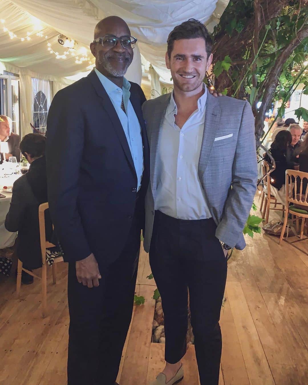 キャメロン・ファンデルバーグのインスタグラム：「One of the goats of Athletics... Edwin Moses! Great night supporting @laureussport」