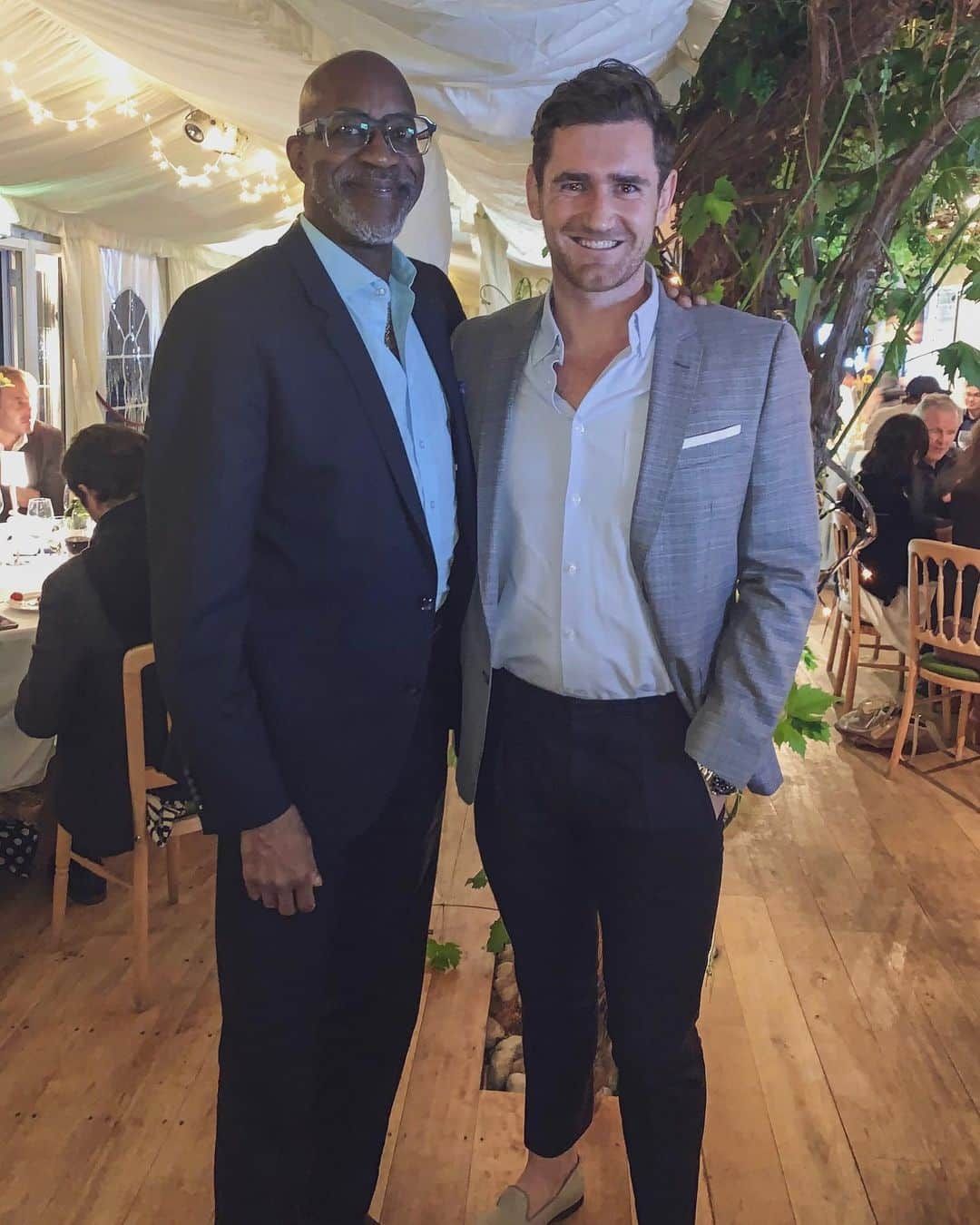 キャメロン・ファンデルバーグさんのインスタグラム写真 - (キャメロン・ファンデルバーグInstagram)「One of the goats of Athletics... Edwin Moses! Great night supporting @laureussport」6月21日 6時19分 - cameronvdburgh