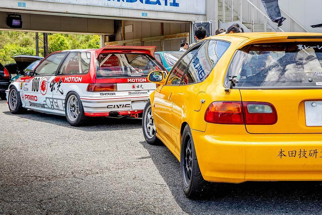 mistbahnさんのインスタグラム写真 - (mistbahnInstagram)「_ 裏レーシング Honda EG6 CIVIC and ZERO FIGHTER 出光モーション (Idemitsu MOTION) Honda EF9 CIVIC _ Shot on 6-June 2019 "HONDA VTEC ONE MAKE RACE Rd.2" at Central Circuit (Hyogo, Japan) owner(yellow EG6): @ura_racing owner(idemitsu EF9): @civic_ramen photo: @mistbahn _ _ JP) 2019年6月8日 セントラルサーキット、ゼロファイターさん主催「HONDA VTEC ONE MAKE RACE」。 _ _ #hondavteconemakerace #zerofighterautocustom #裏レーシング #centralcircuit #セントラルサーキット #civic #hondacivic #ホンダシビック #シビック #eg6 #eg #egcivic #ef9 #ef #efcivic #bseries #b20 #b16a #b18c #osakajdm #kanjo #kanjostyle #kanjoracer #trackcar #trackstyle #trackspec #timeattack #timeattackjapan #rpf1 #enkeiwheels」6月21日 7時01分 - mistbahn