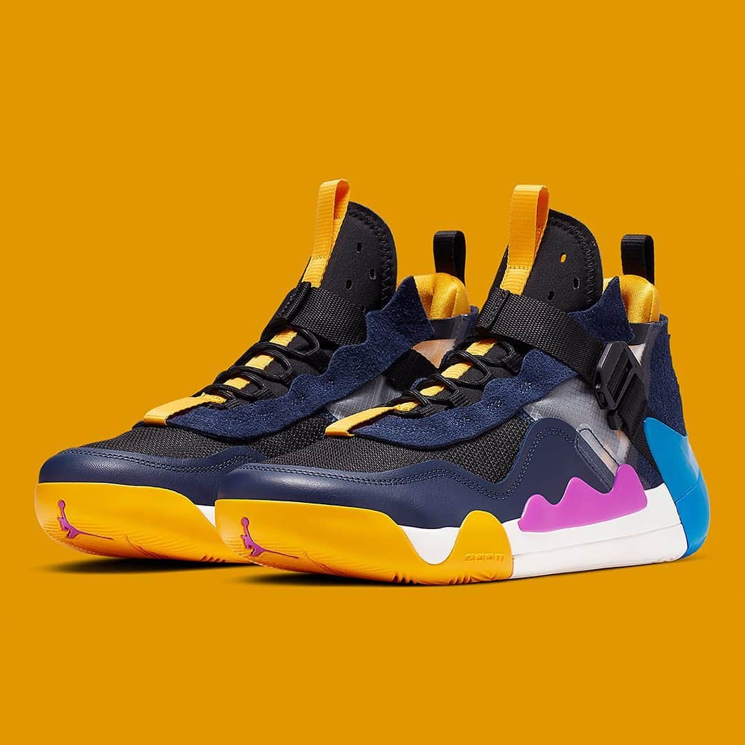 Sneaker News x Jordans Dailyさんのインスタグラム写真 - (Sneaker News x Jordans DailyInstagram)「The Jumpman’s wild lifestyle silhouette, the Jordan Defy SP, pays mind to Victor Oladipo in this Pacer’s colorway. Tap the link in bio for more details #jordansdaily」6月21日 7時01分 - jordansdaily