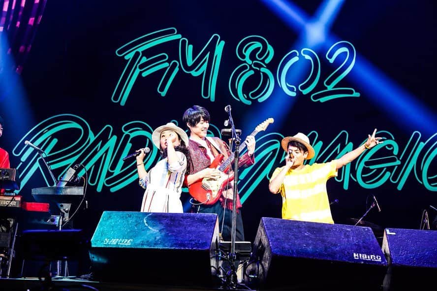 のインスタグラム：「#FM802 #30PARTY RADIO MAGIC🔮  FM802開局30周年記念イベント #レディオマジック🎤 #HY と #フジファブリック がコラボレーション✨  この日のライブ音源は各番組と、6月23日(日)19時からの特別番組でオンエア予定📻」