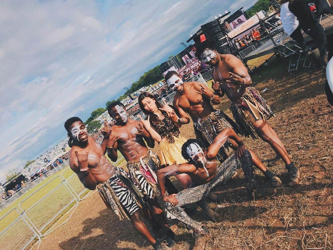 のインスタグラム：「. . Their performance was so powerful and wonderful💪!! I hope to see you again🥰 . #downloadfestival2019 #dl2019 #downloadfest #uk #unitedtkingdom #airguitarUK #airguitar #agwc #airguitarworldchampion #makeairnotwar .」