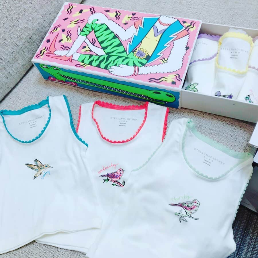 森泉さんのインスタグラム写真 - (森泉Instagram)「Thank Youuuuuーふじっきー🎶  Soooo cute🌈🌈🌈 #stellamccartneykids」6月21日 18時20分 - izumi.mori