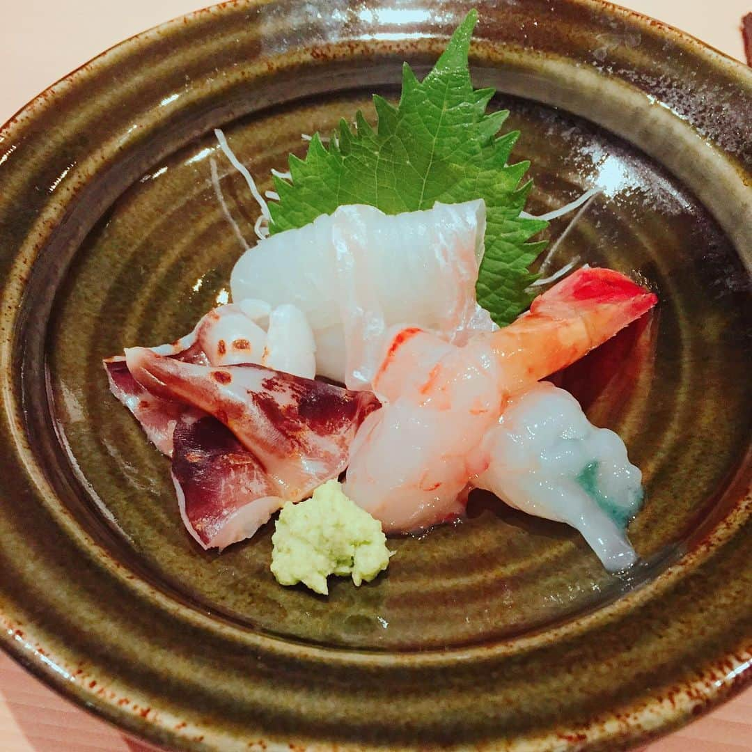 岩村菜々美さんのインスタグラム写真 - (岩村菜々美Instagram)「#寿司 #sushi #うに #uni #刺身 #sashimi #魚 #sakana #天ぷら #tenpura  #六本木 #roppongi  #森本 #Morimoto #ダイエット #diet」6月21日 18時21分 - nanami1120