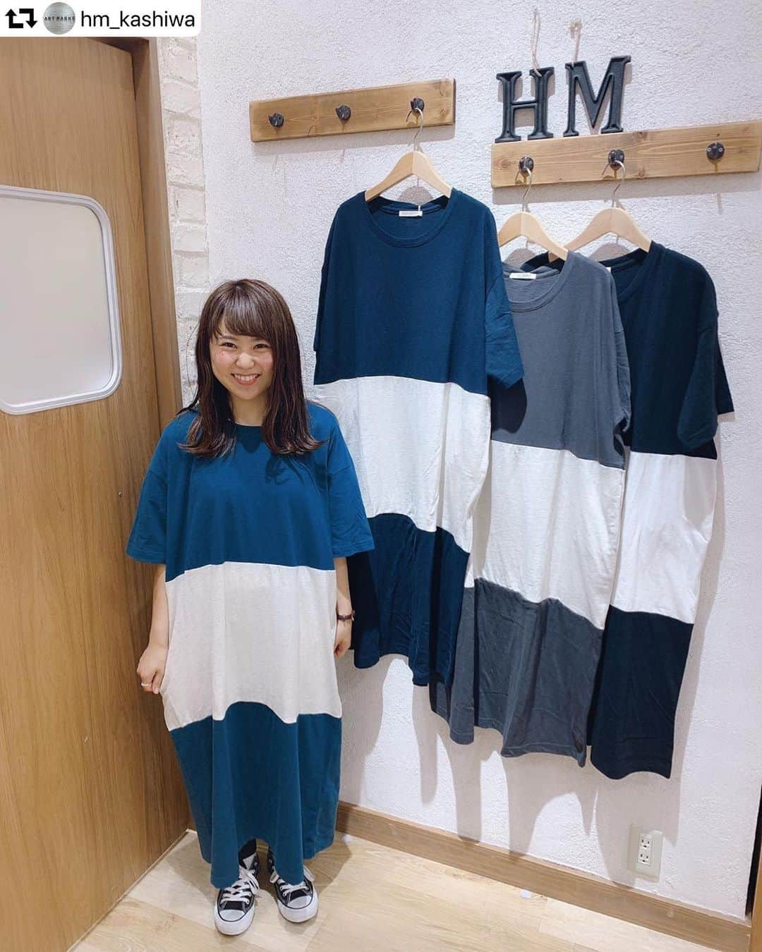 HEART MARKET (ハートマーケット)さんのインスタグラム写真 - (HEART MARKET (ハートマーケット)Instagram)「#repost @hm_kashiwa ・・・ ・ 本日おススメする商品は 【配色切替ロングOP】  カラー/4色 サイズ/フリー プライス/¥2900+税 丈感もちょうどよく スキニーやレギンスで合わせるのが○😉 本日よりサマーセールがスタート 致します✨ ぜひぜひお近くの店舗へご来店お待ちしております♡ ・ #heartmarket#ハトマ#ハートマーケット#アリオ柏#アリオ#love#smile#スタッフコーデ#プチプラ#プチプラコーデ#おしゃれ#お洒落さんと繋がりたい#今日のコーデ#今日の服#シンプル#シンプルコーデ#ナチュラル#ナチュラルコーデ#カラフル#ボーダー#check#instafashion#ootd#fashion#code#new」6月21日 18時37分 - heartmarket