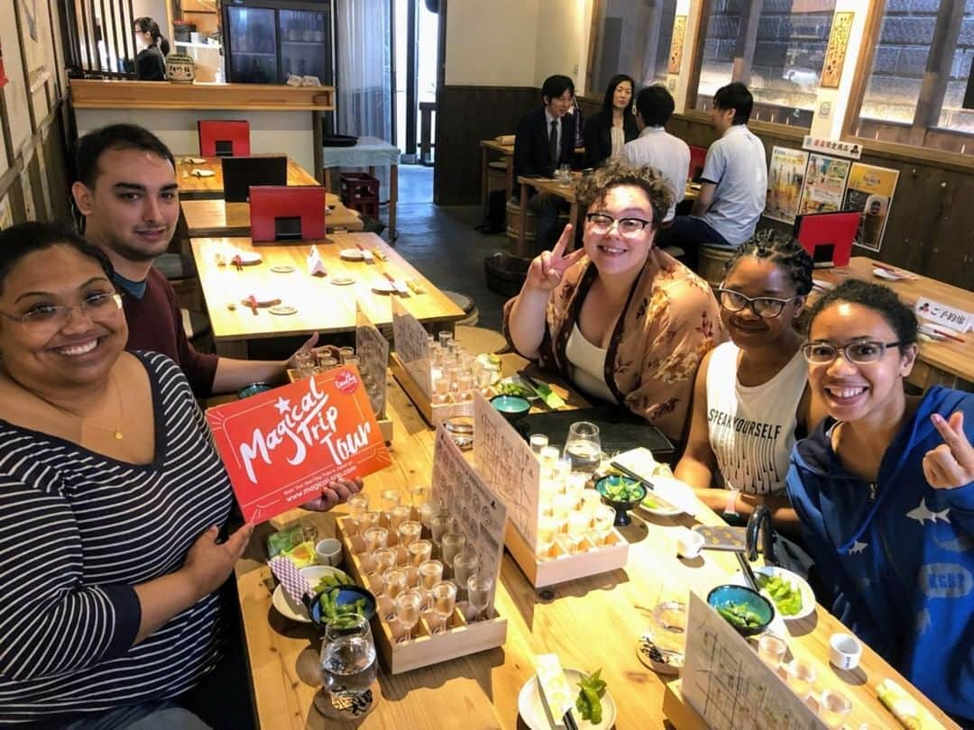 MagicalTripさんのインスタグラム写真 - (MagicalTripInstagram)「🍶 : Kyoto Sake Brewery & Tasting Tour⠀ 📍 : Fushimi, Kyoto⠀ 📸 : Kyoto Local Guide, Taka by Magical Trip⠀⠀⠀ ----------------------------------------⠀⠀⠀⠀ #magicaltrip #magicaltripcom #japantour #tokyotour #wheninjapan #love_bestjapan #igersjapan #ig_japan #team_jp_#tokyo #tokyotour #discovertokyo #tokyomemory #magicaltripkyoto #saketasting #japanesesake #visittokyo #tokyojapan #magicaltriptour #japantravel #japantrip #visitjapan #visittokyo #ilovejapan #lovejapan #japanlover #kyototrip #osakatrip #kyotosake #Sake Brewery」6月21日 18時37分 - magicaltripcom