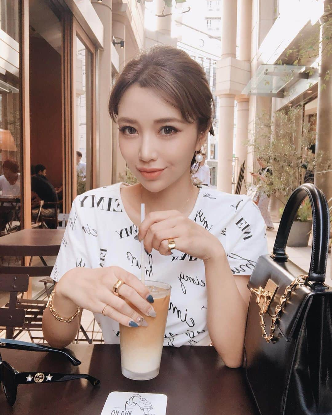 梯真奈美さんのインスタグラム写真 - (梯真奈美Instagram)「𝑇𝐸𝐴 𝑇𝐼𝑀𝐸 ☕️❤️」6月21日 18時45分 - official_manami