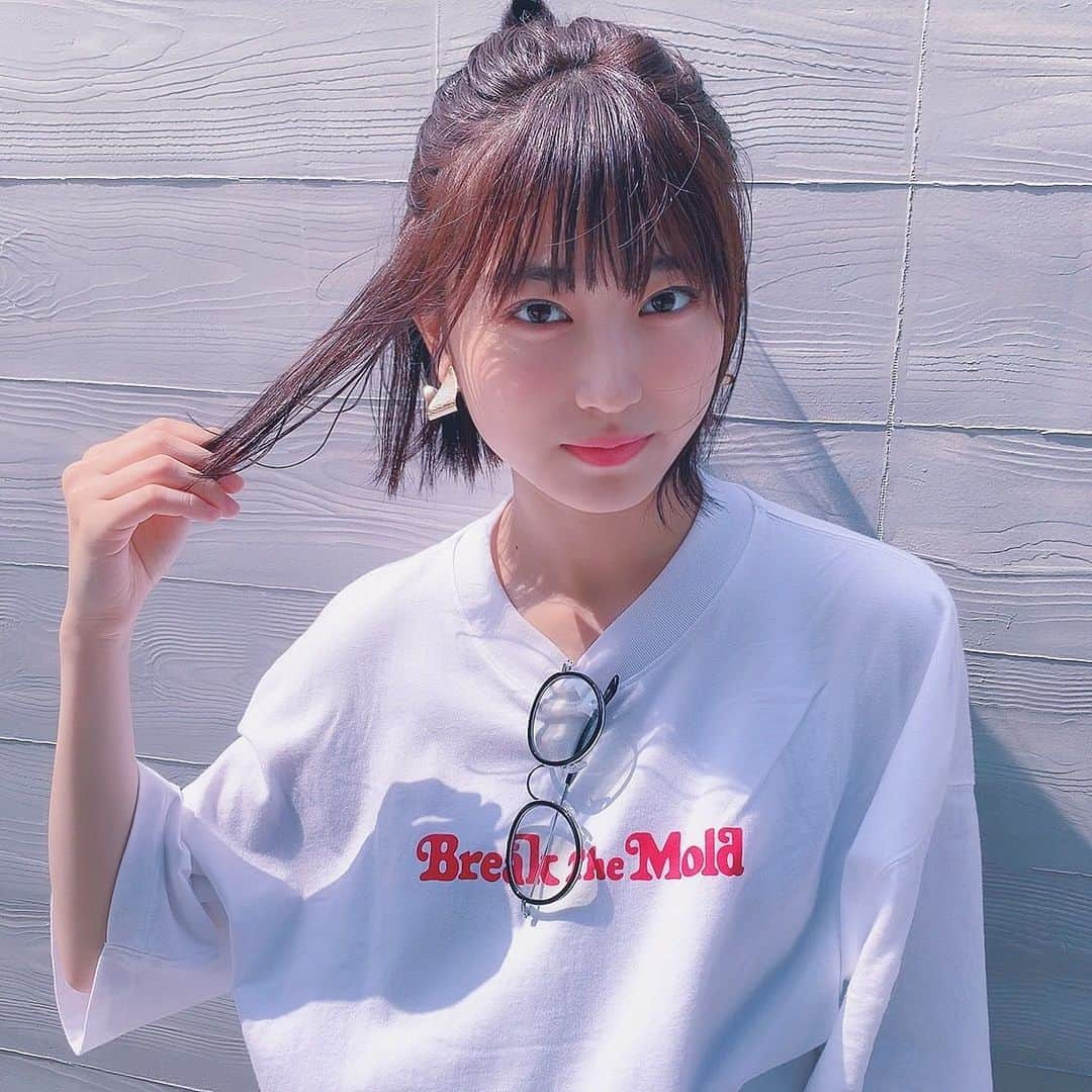 喜多乃愛さんのインスタグラム写真 - (喜多乃愛Instagram)「♥ 最近、Tシャツにハマってます✌🏻️ さっそくハーフアップ、外ハネしてみたぜ〜( ´͈ ᵕ `͈ ) ・ 気づけばもうコヒバニ放送スタートまで2週間切ってますね！！😳はやぁ。 楽しみだなっ、引き続き撮影頑張ります💪🏻 #コヒバニ」6月21日 18時48分 - kitanoa_official