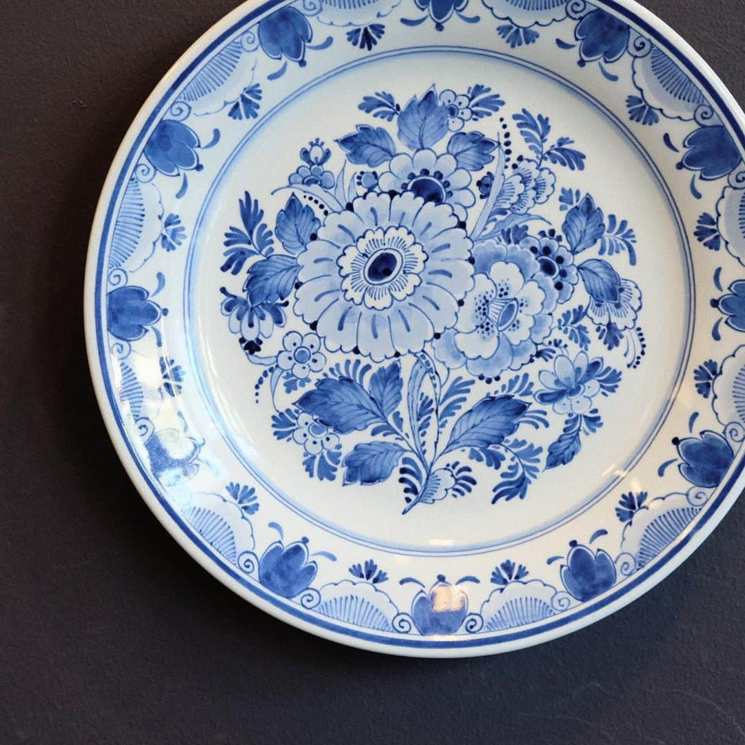 KUNIKAさんのインスタグラム写真 - (KUNIKAInstagram)「Such a beautiful Delft Blue... 💙  オランダで17世紀から続くロイヤルデルフトの工房にて職人さんの手作業を見学。 とっても美しかった…！ そろそろ手先がうずいてきたぞ。」6月21日 19時11分 - _kunika_