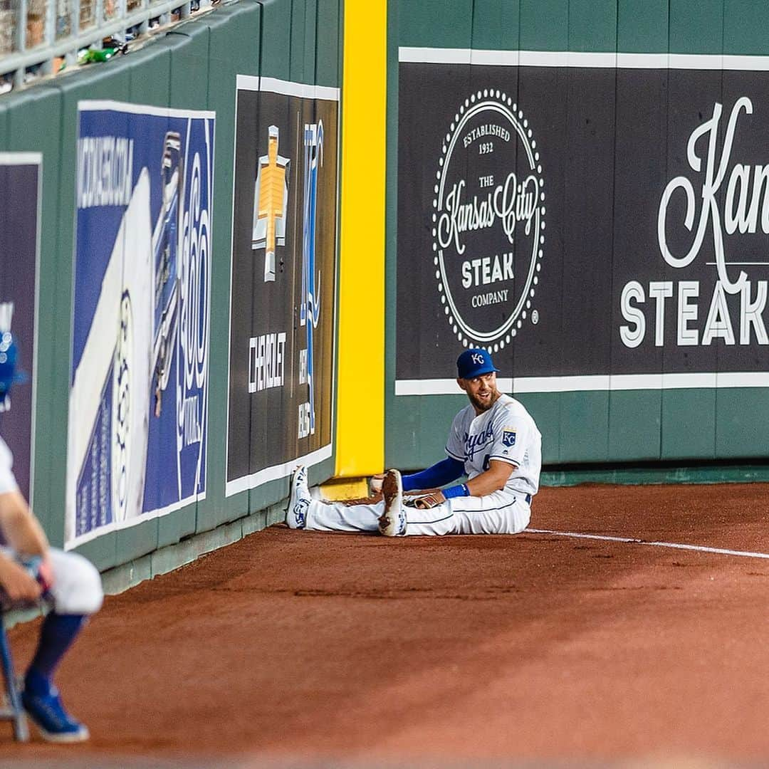 カンザスシティ・ロイヤルズさんのインスタグラム写真 - (カンザスシティ・ロイヤルズInstagram)「Didn't count, but we're just going to pretend it did because...wow. #AlwaysRoyal」6月21日 11時15分 - kcroyals