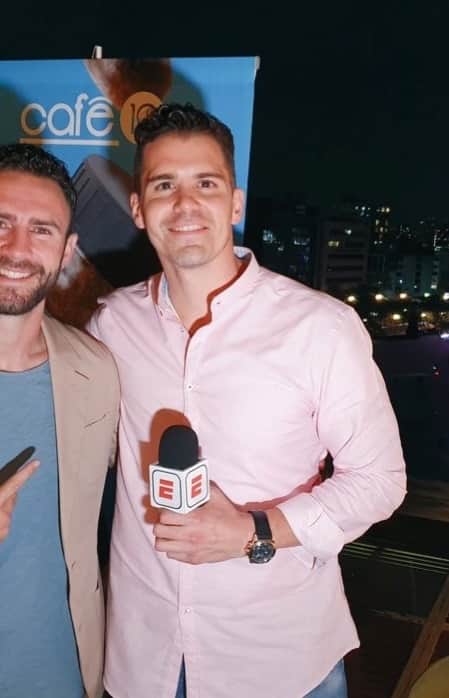 ミゲル・ラジュンのインスタグラム：「Entrevista con Sergio Dipp en el evento de lanzamiento de @cafe19mx !」
