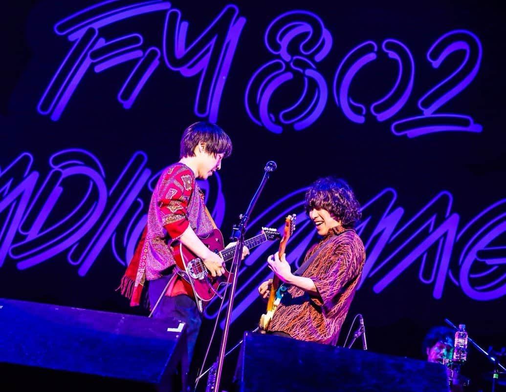 FM802さんのインスタグラム写真 - (FM802Instagram)「#FM802 #30PARTY RADIO MAGIC🔮  FM802開局30周年記念イベント #レディオマジック🎤 #谷口鮪(KANA-BOON)が #フジファブリック に乗り込んで演奏🎸  この日のライブ音源は各番組と、6月23日(日)19時からの特別番組でオンエア予定📻」6月21日 11時21分 - fm802_pr