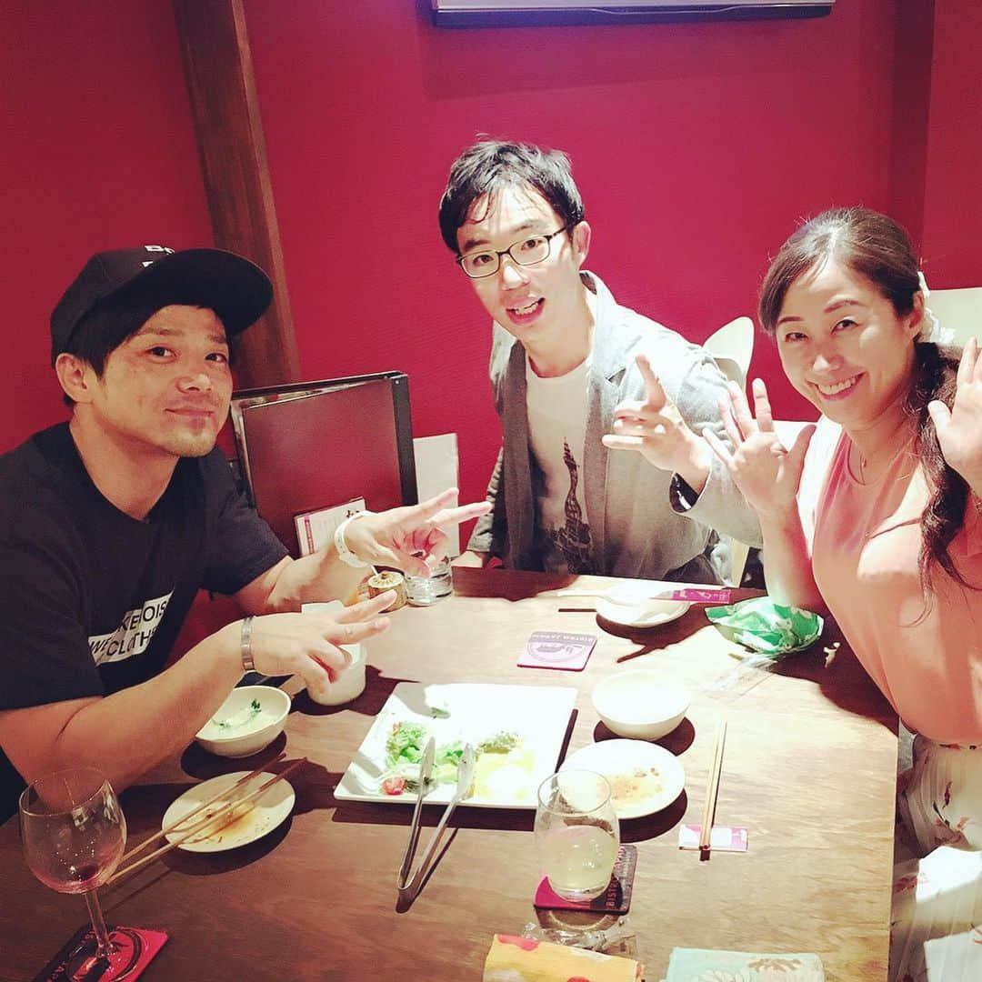 高本剛志さんのインスタグラム写真 - (高本剛志Instagram)「先日は久しぶりのメンバーでお食事させて頂きました( ^ω^ ) 番組終わってもお付き合いできるって良いです。 橋本昌子べっぴん姉さん！ ご馳走さまでした！( ^ω^ ) やまぴー相変わらず肌綺麗だわ！ #橋本昌子 #山下康之 #ほっとネットベイコム」6月21日 11時24分 - takamoto76