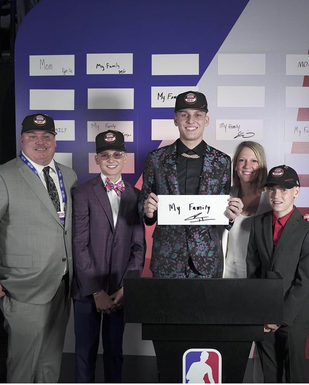 NBAさんのインスタグラム写真 - (NBAInstagram)「My Family!! #NBADraft」6月21日 12時41分 - nba