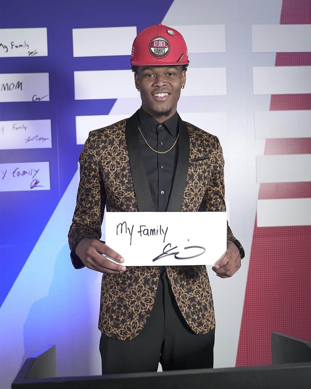 NBAさんのインスタグラム写真 - (NBAInstagram)「My Family!! #NBADraft」6月21日 12時41分 - nba