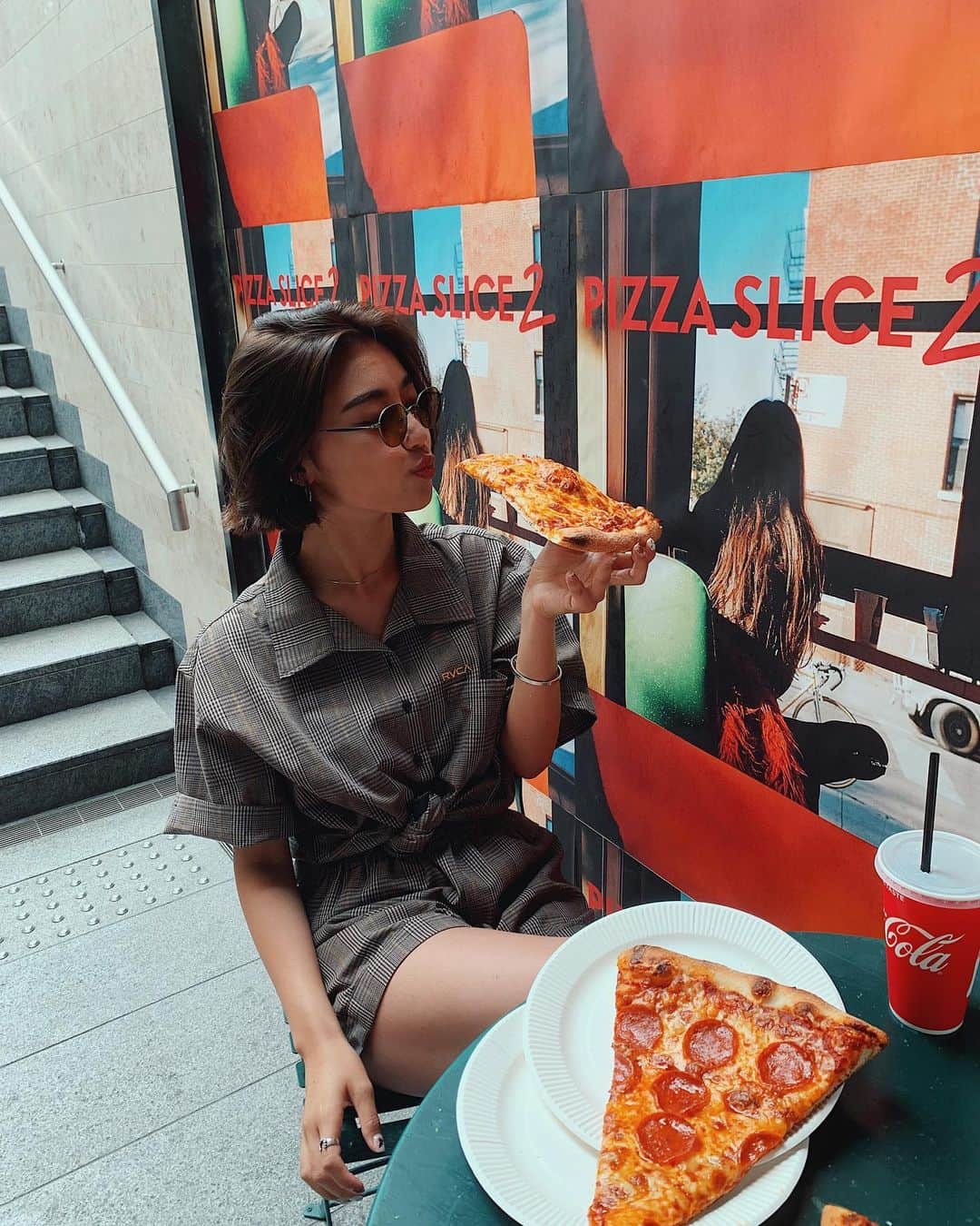 松本優さんのインスタグラム写真 - (松本優Instagram)「. . #pizzaslice 🍕 ピザ大好き🤫 . . #tokyo#ootd#outfit#fashion#code#rvca#pic#photo#私服#yucode👗#松本優」6月21日 12時59分 - matsumoto_yu