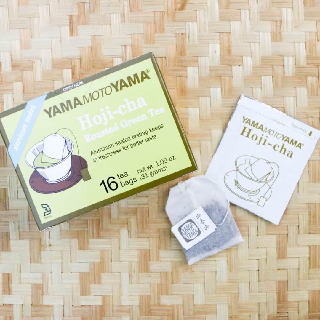YAMAMOTOYAMA Foundedさんのインスタグラム写真 - (YAMAMOTOYAMA FoundedInstagram)「We’re ending the day with the toasty flavors of Hoji Cha green tea. Tap the link in bio to learn more. #Yamamotoyama」6月21日 13時40分 - yamamotoyama_usa