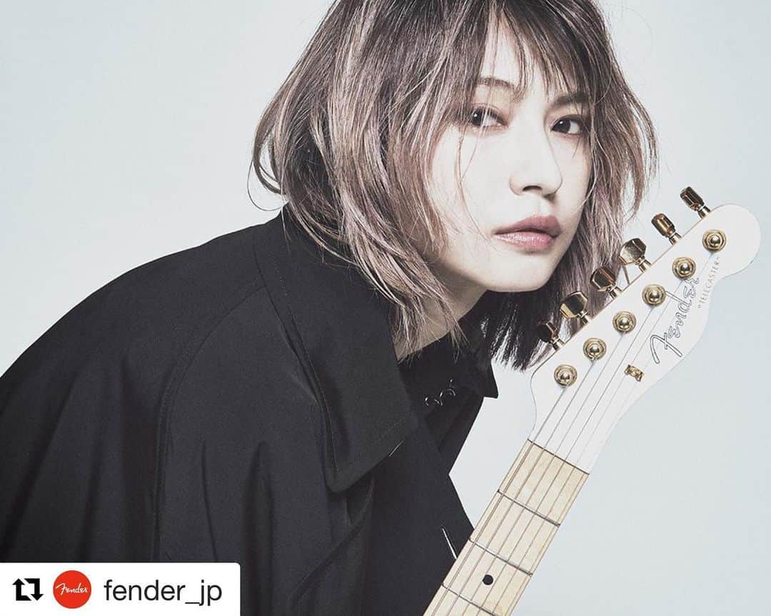 SCANDALさんのインスタグラム写真 - (SCANDALInstagram)「Check it. #Repost @fender_jp ・・・ #FenderNews : 音楽や広告など幅広く活躍するフォトグラファー中野敬久がアーティストとフェンダーの距離感を撮影、キュレーションする写真によるセッションコンテンツ #LIFEwithFender：Vol.20 HARUNA（SCANDAL）詳しくはプロフィールのリンクから。 . . . #HARUNA #SCANDAL @haru_na810」6月21日 13時49分 - scandal_band_official