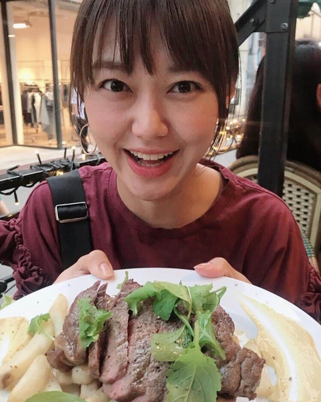 深瀬智聖さんのインスタグラム写真 - (深瀬智聖Instagram)「肉ー🍖🍖はおまけ😊 コミ天ラジオ📻 キラキラプラス🤩 先生、吉良さん、 ありがとうございました😊✨✊🏻 #コミ天  #お肉  #堀内弁護士 🏉 #堀内恭彦法律事務所  #吉良牧子 さん #ご褒美」6月21日 14時18分 - chiseifukase